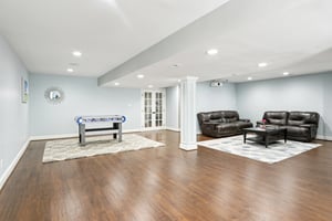 Thorndale Dr-S2503-041.jpg