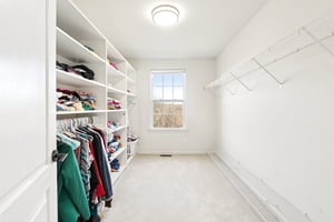 Thorndale Dr-S2503-043.jpg