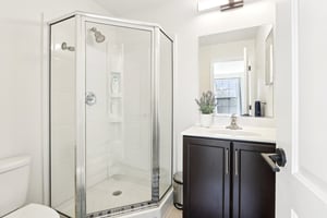 Thorndale Dr-S2503-058.jpg