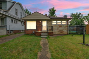  Photo 0