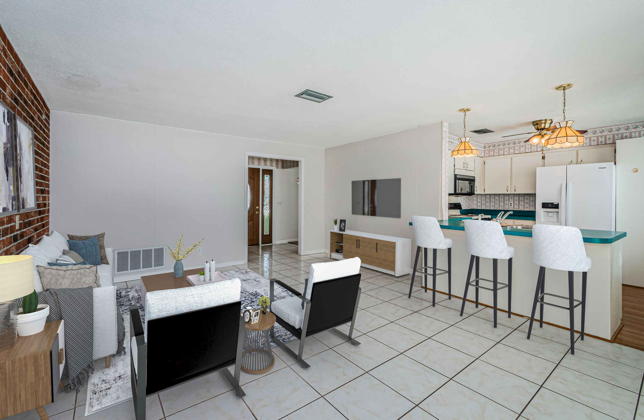 Family Room 1C-vs