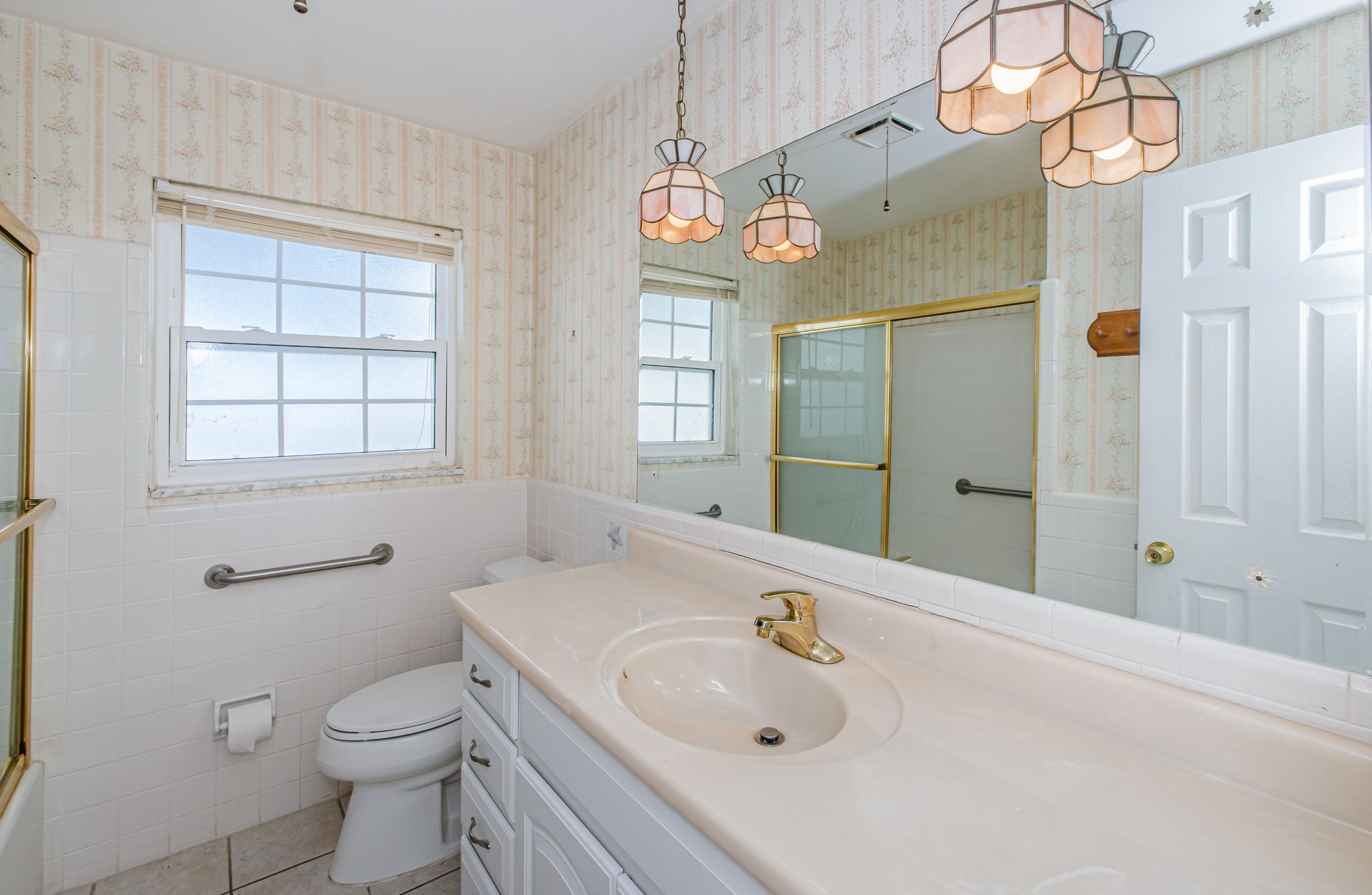 Bathroom 1A