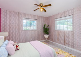 Bedroom 1A-vs
