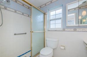 Primary Bathroom 1B
