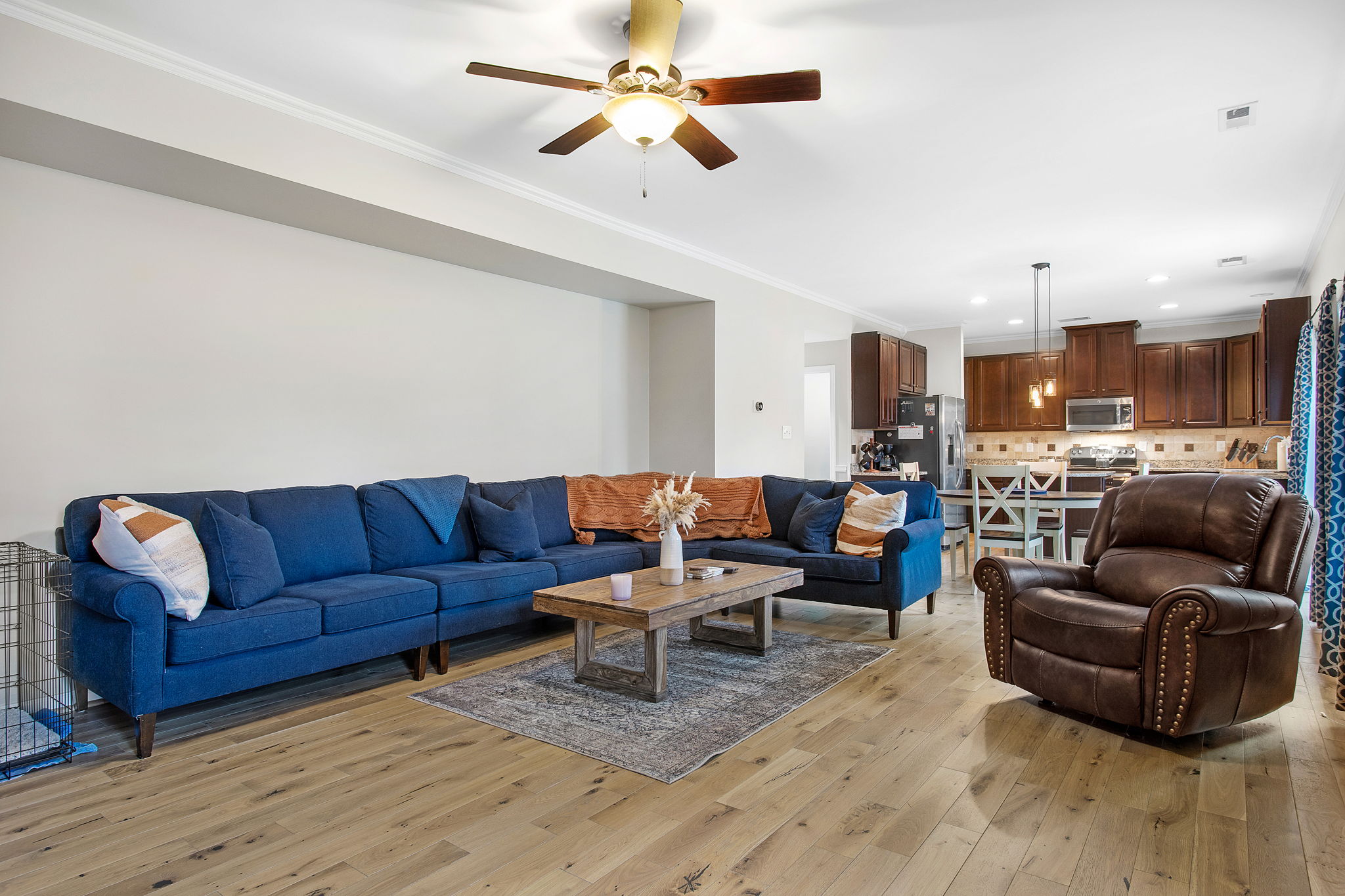 09-Family Room