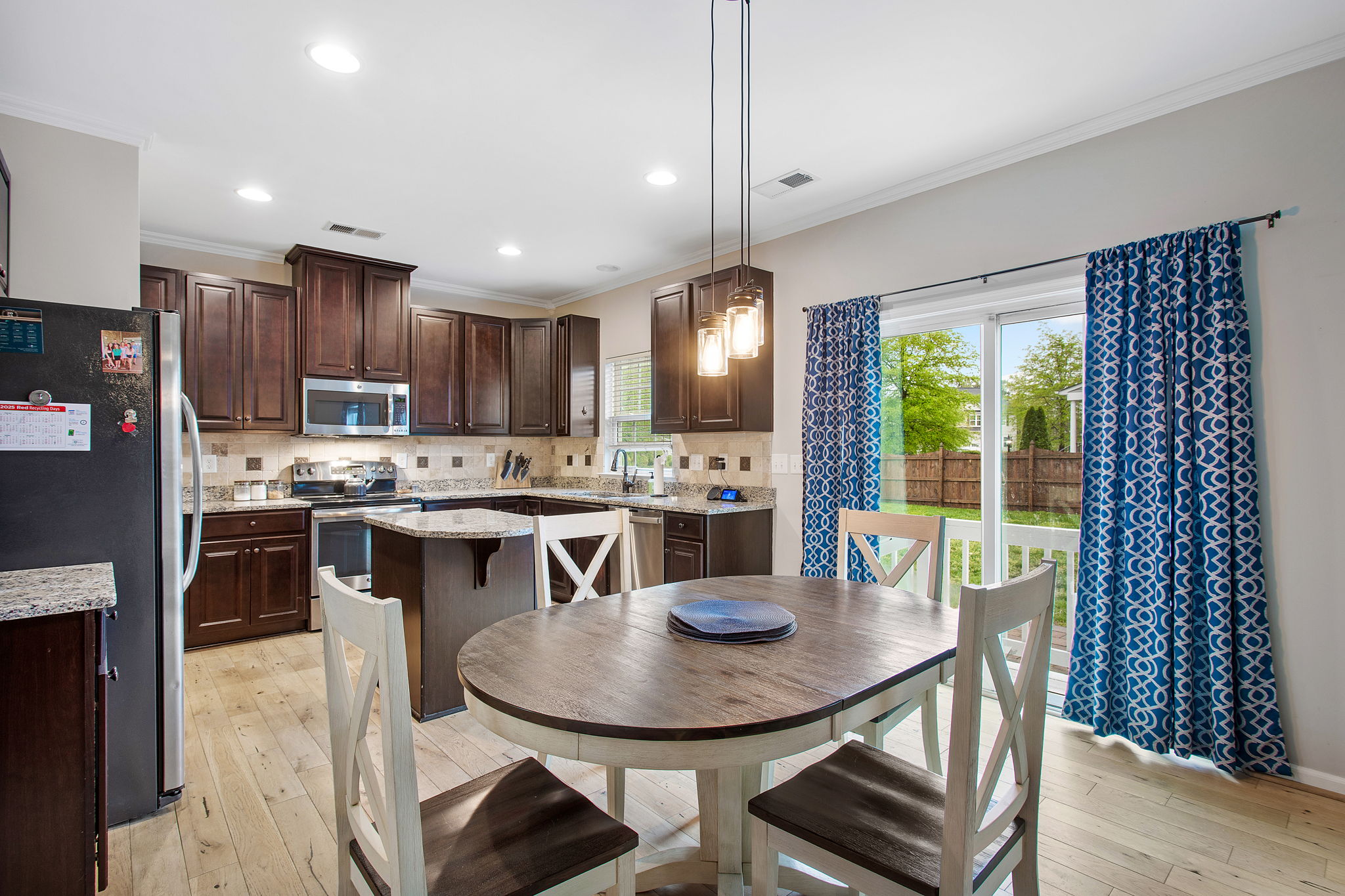 10-Kitchen