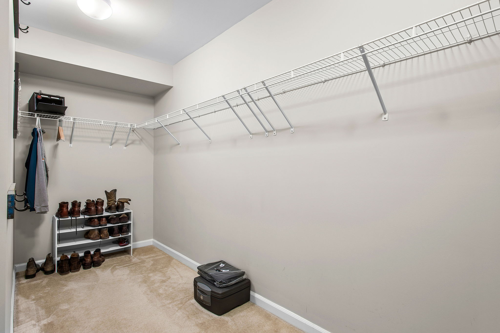 26-Primary Closet
