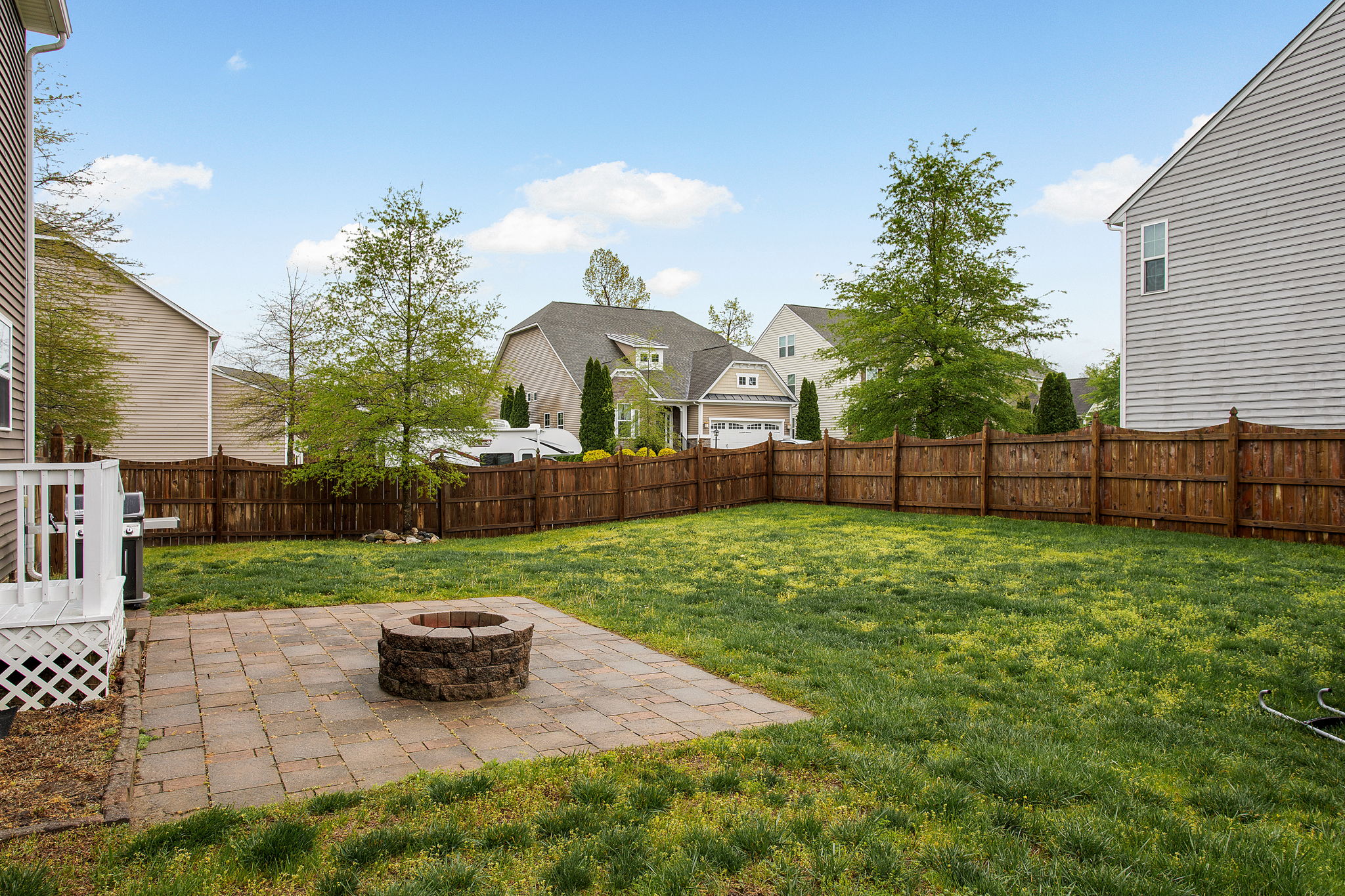 37-Patio and Backyard