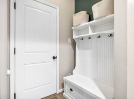 19-Mudroom