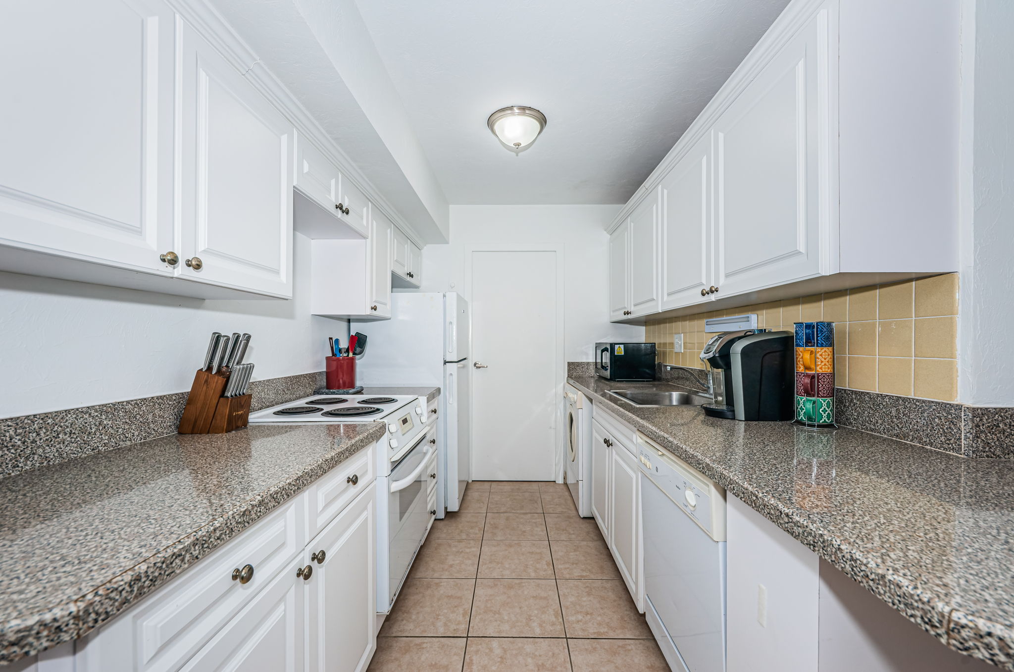 Kitchen 2-2