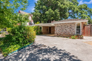 002_1036 Almanor Ave