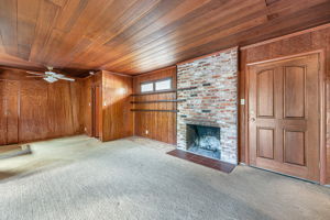 007_1036 Almanor Ave