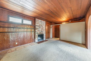 008_1036 Almanor Ave