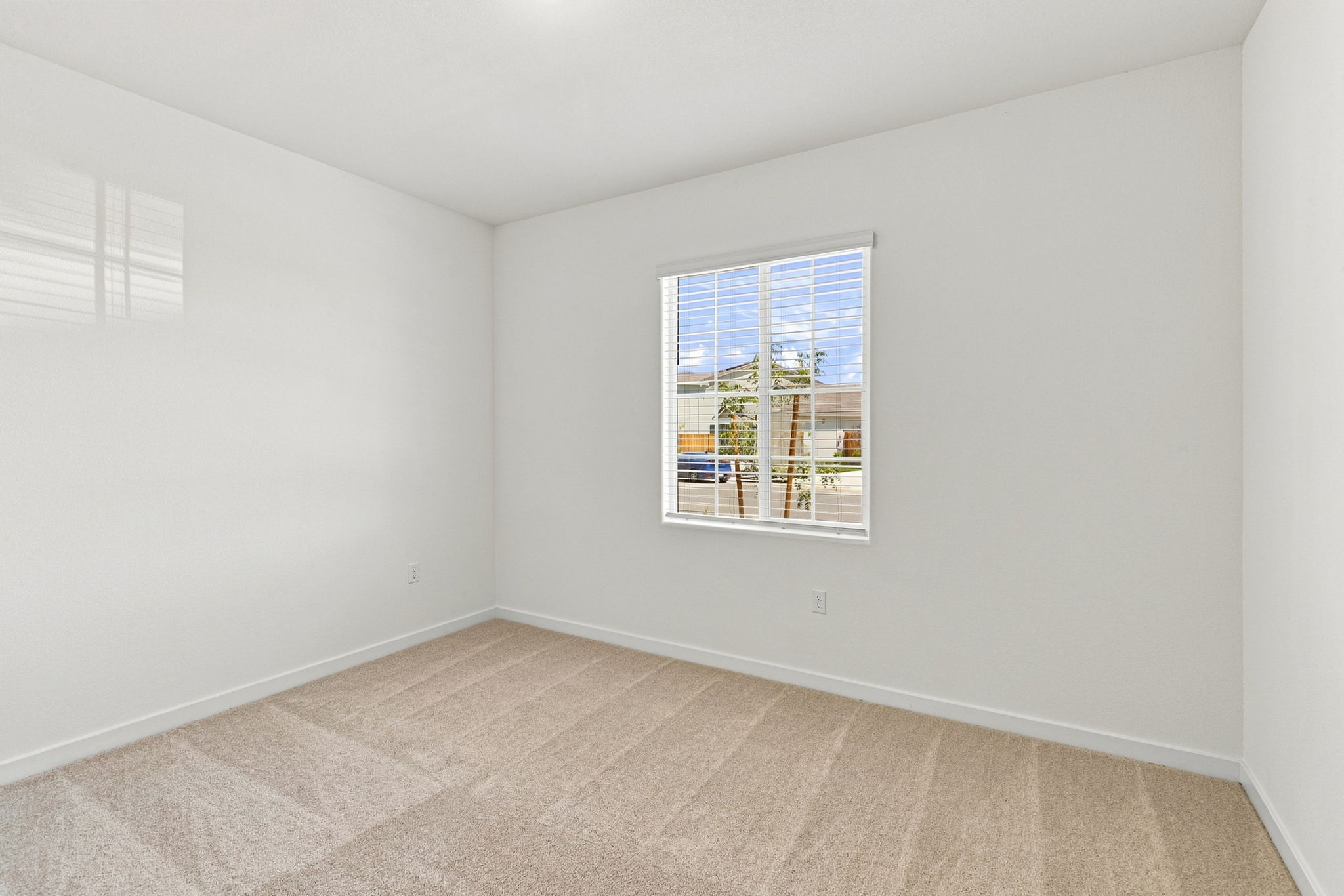 015_F8_1036 Bluebell Cir