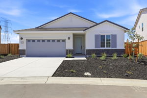 001_F8_1036 Bluebell Cir