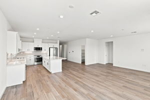 010_F8_1036 Bluebell Cir