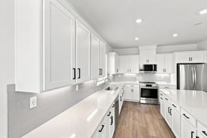 013_F8_1036 Bluebell Cir