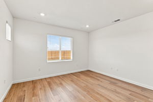 022_F8_1036 Bluebell Cir