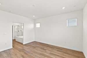 023_F8_1036 Bluebell Cir