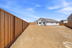 039_F8_1036 Bluebell Cir