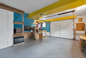  Photo 43