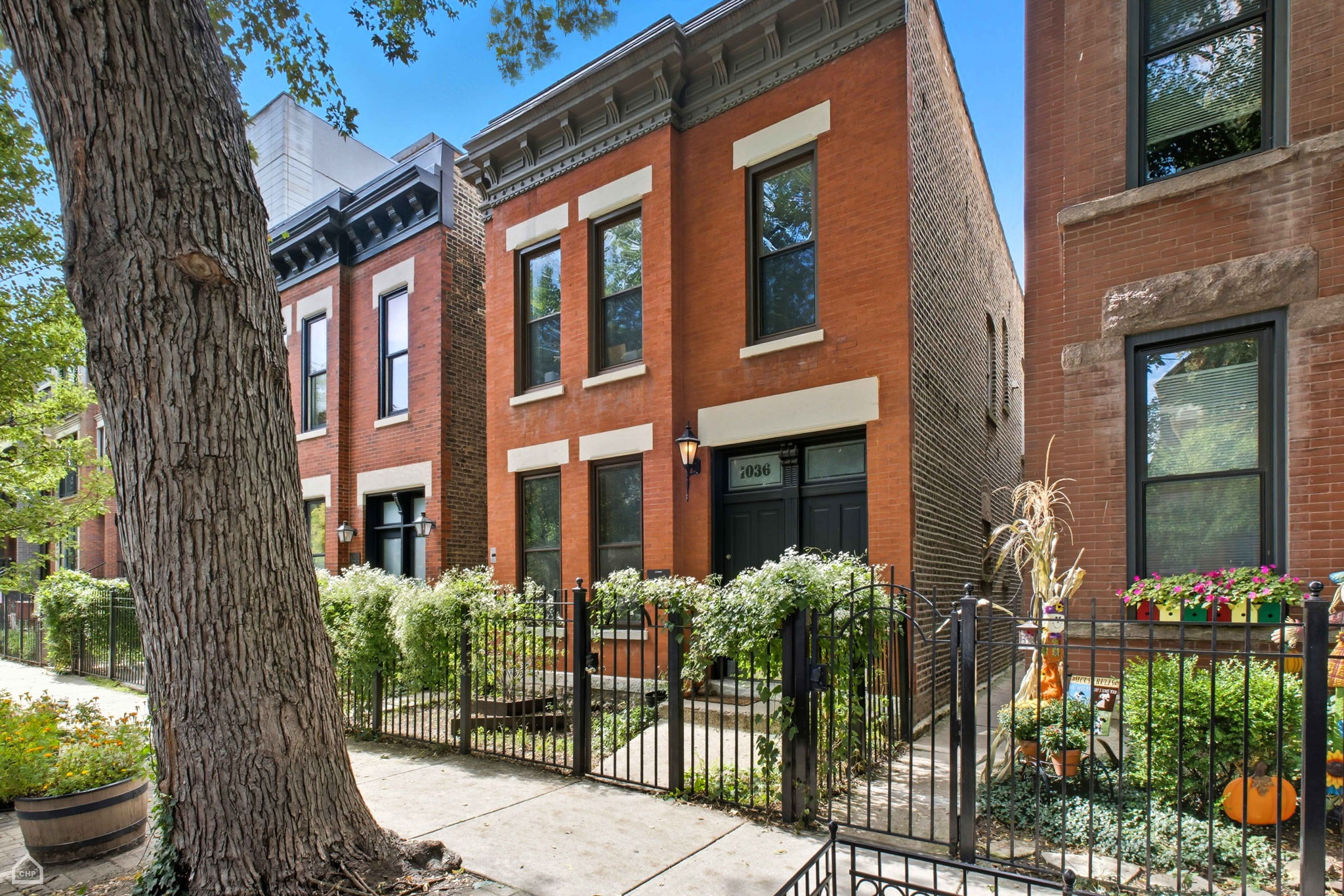 1036 N Honore St - Karen Ranquist_CHP2025_002