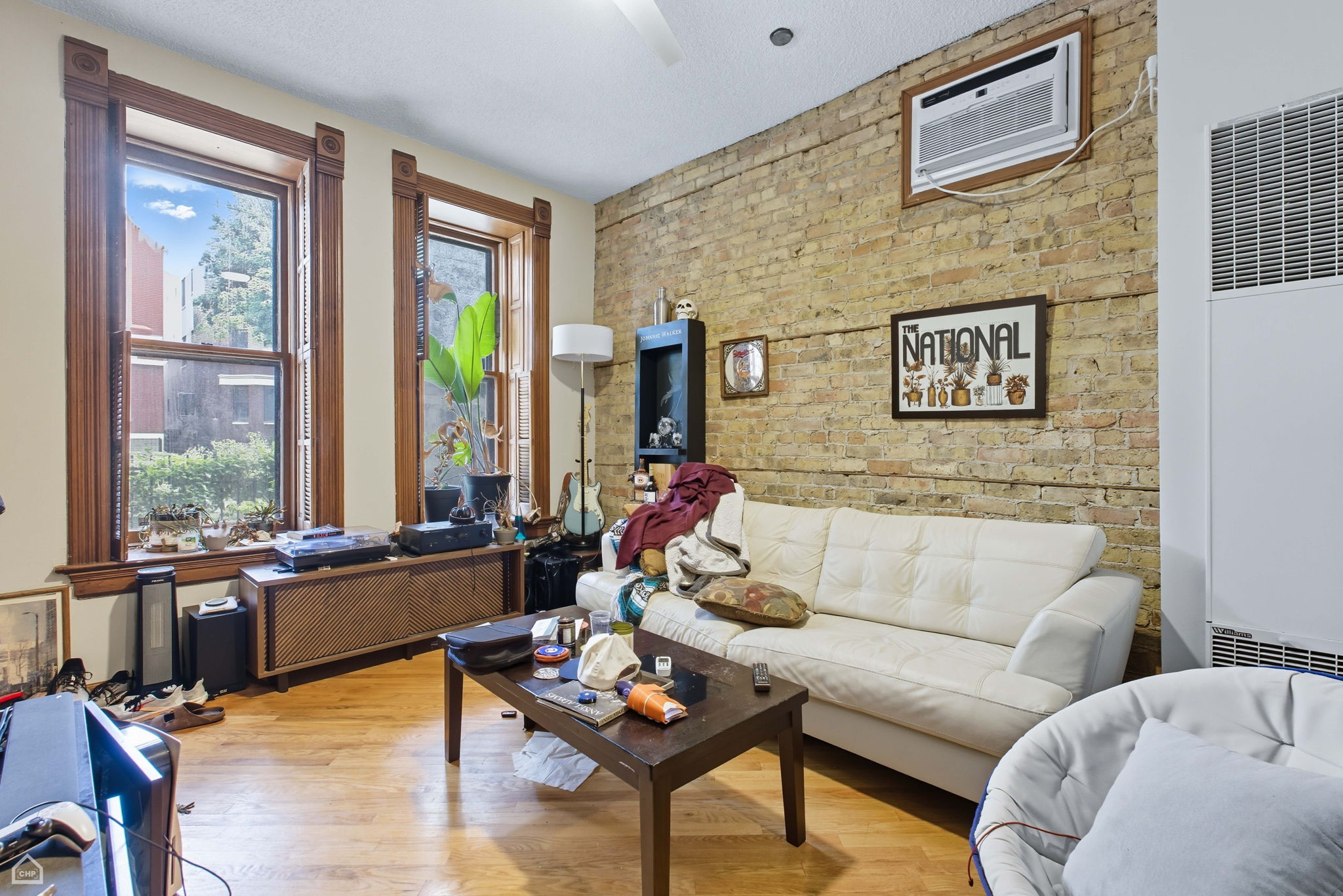 1036 N Honore St - Karen Ranquist_CHP2025_005