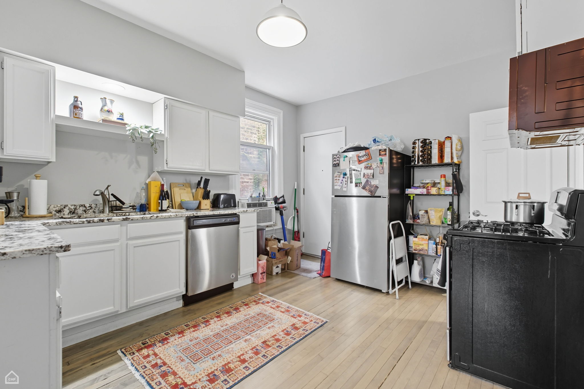 1036 N Honore St - Karen Ranquist_CHP2025_010