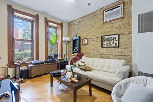 1036 N Honore St - Karen Ranquist_CHP2025_005