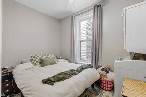 1036 N Honore St - Karen Ranquist_CHP2025_013