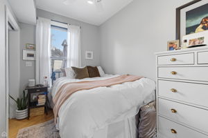 1036 N Honore St - Karen Ranquist_CHP2025_030