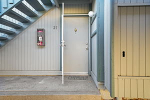  Photo 0