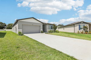 Tampa Division - Reserve at Van Oaks - Lot 3 - 1036 Oak Valley Drive, Auburndale FL 33823 - 003