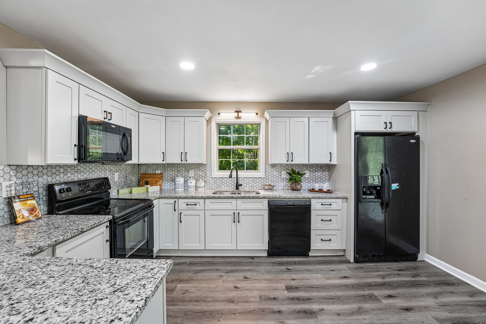Pepper Cir-S2207-017.jpg