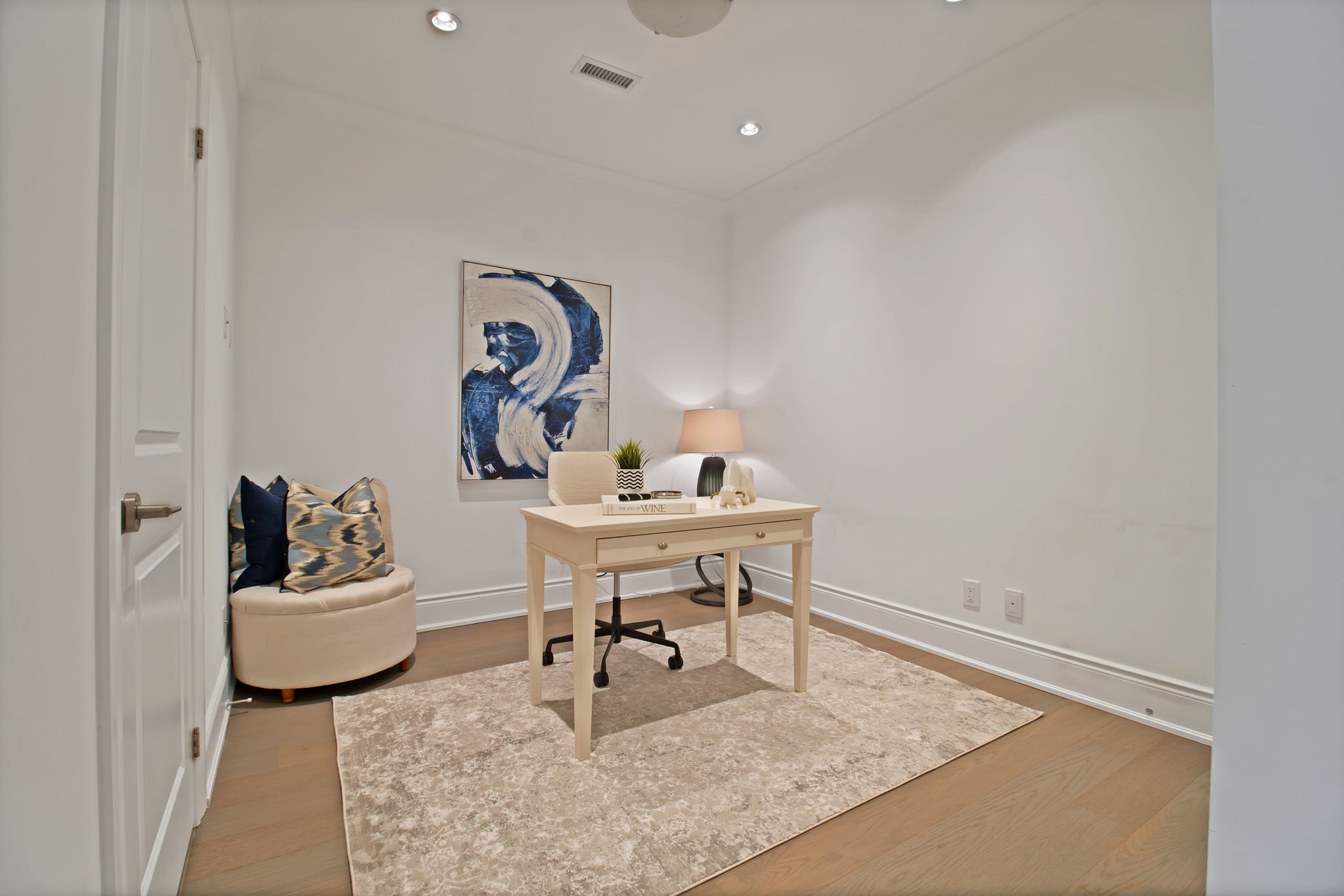 Second bedroom or office