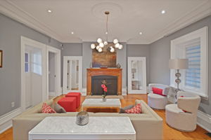 Martin Smith Heritage House - living area
