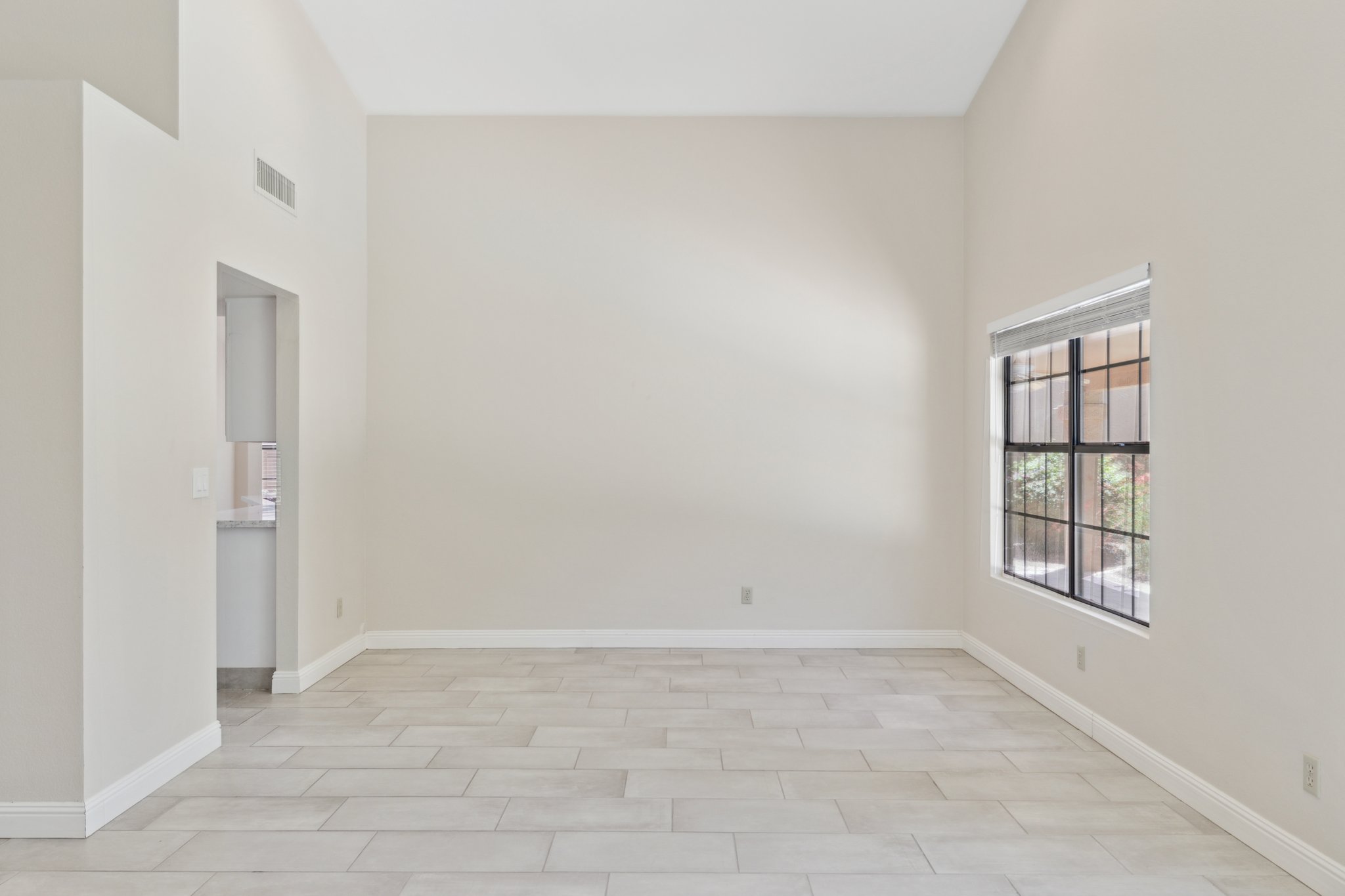 10367 E Wood Dr, Scottsdale, AZ 85260-010.jpg