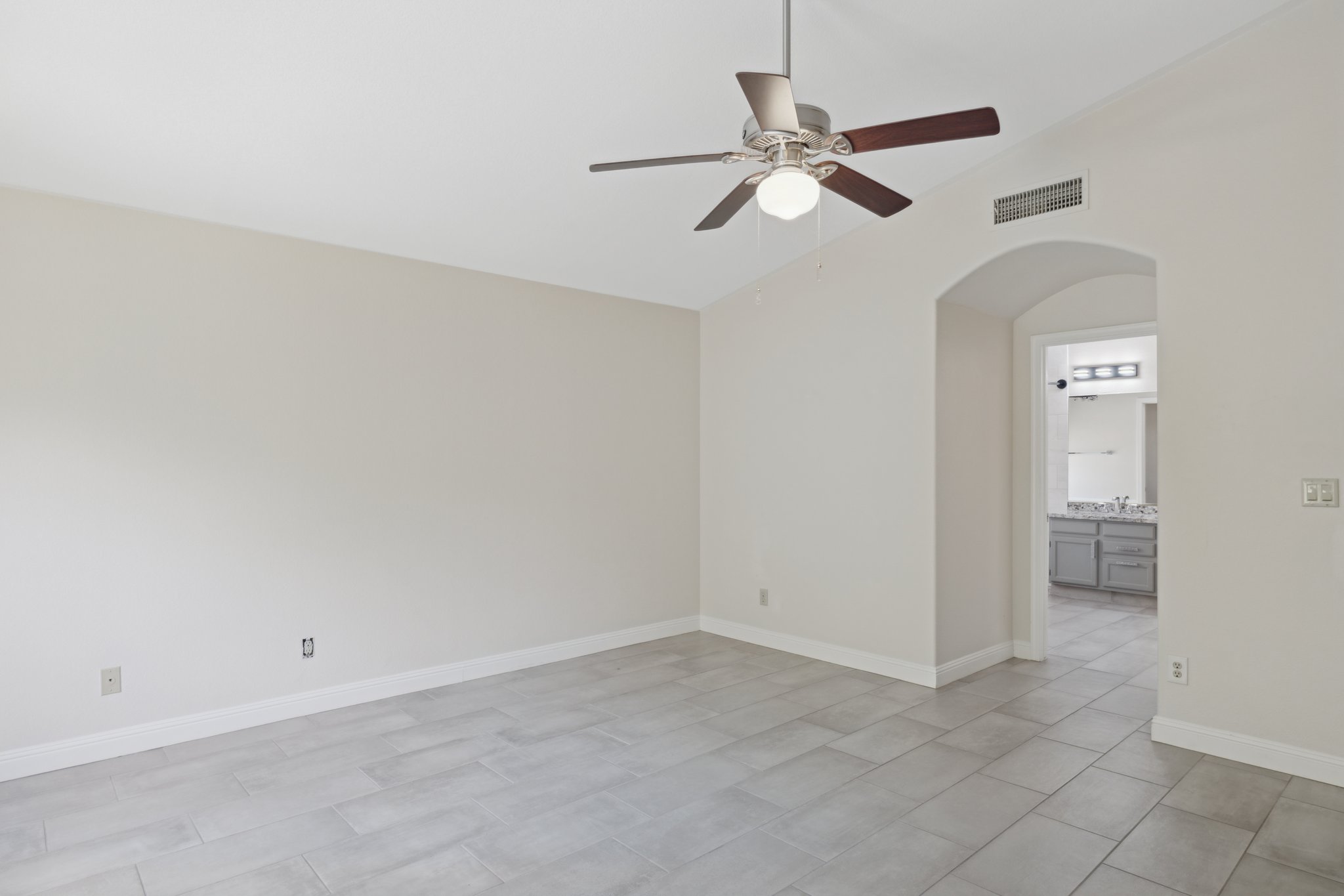 10367 E Wood Dr, Scottsdale, AZ 85260-022.jpg