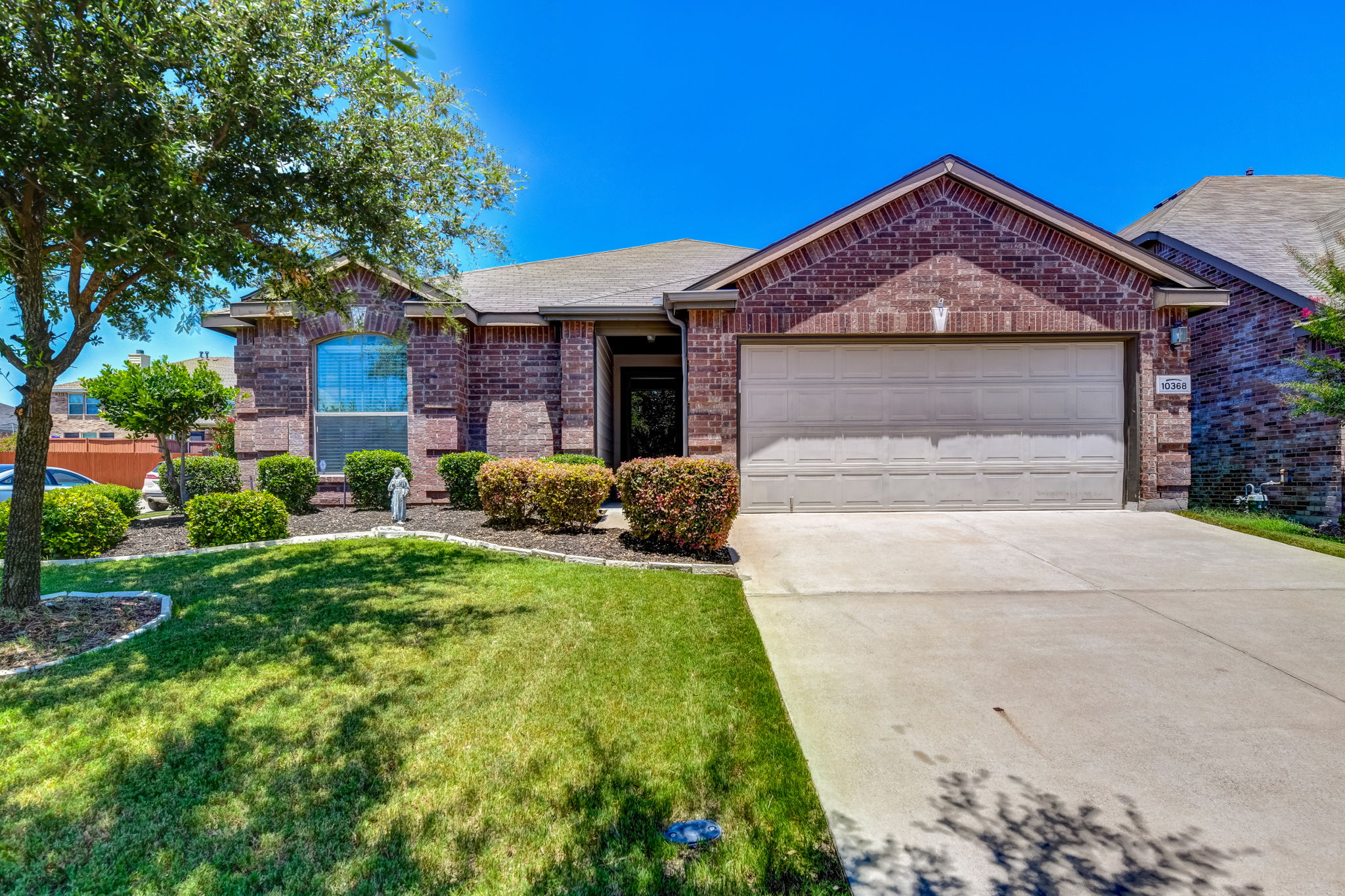 10368 Bradshaw Dr, Fort Worth, TX 76108 Gold Sprint Media