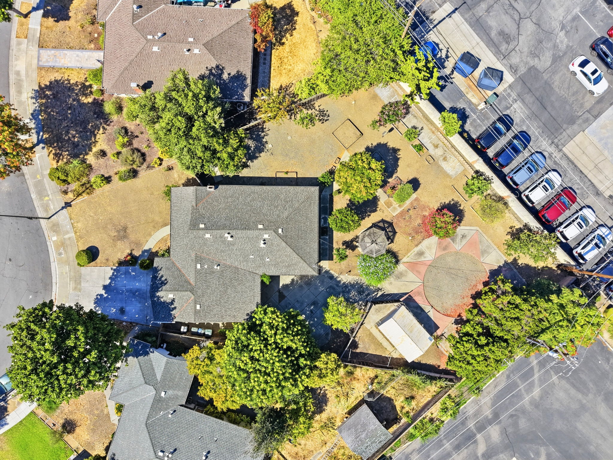 011_F8_AERIAL_1037 Blair Ave