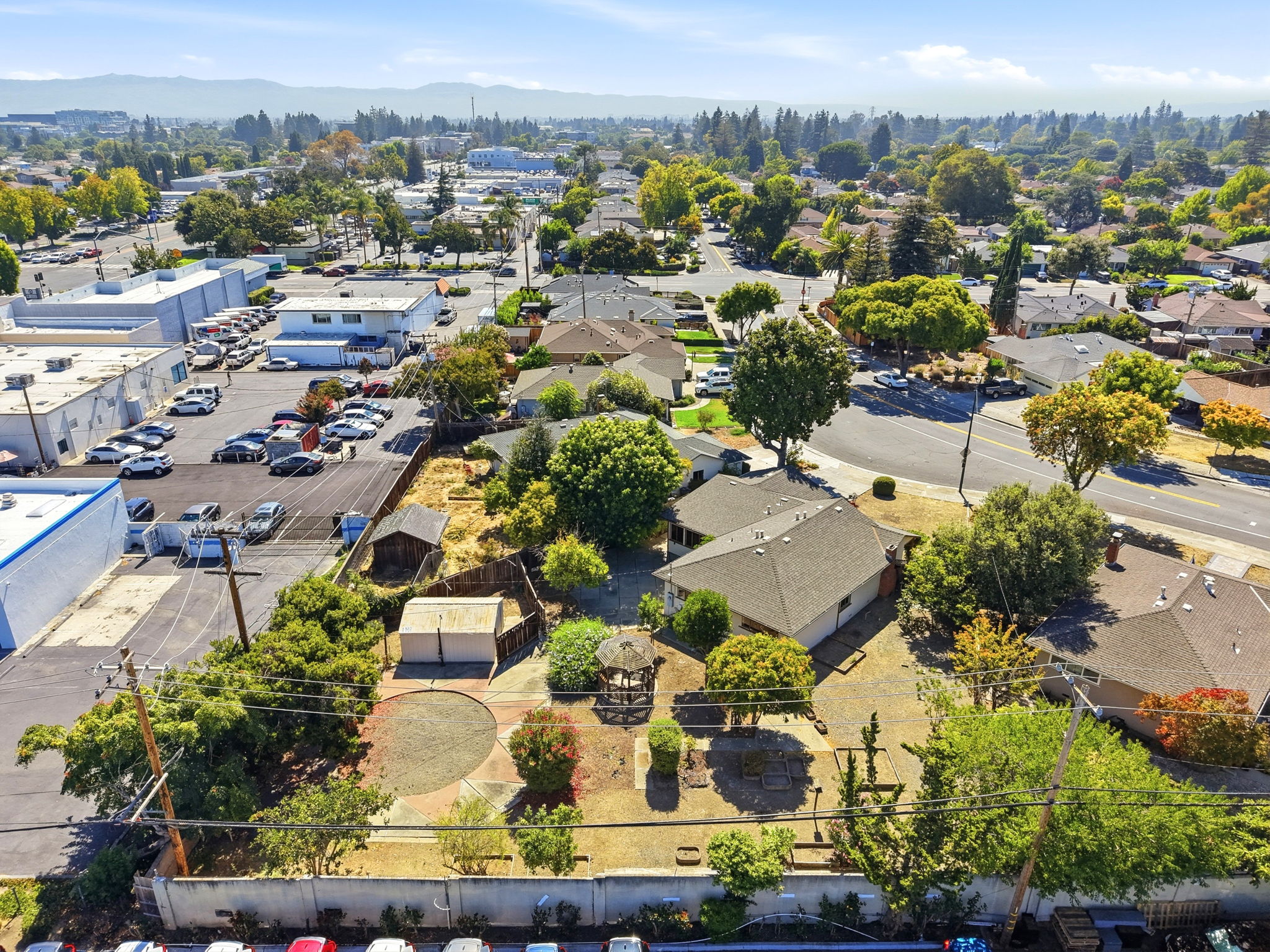 012_F8_AERIAL_1037 Blair Ave