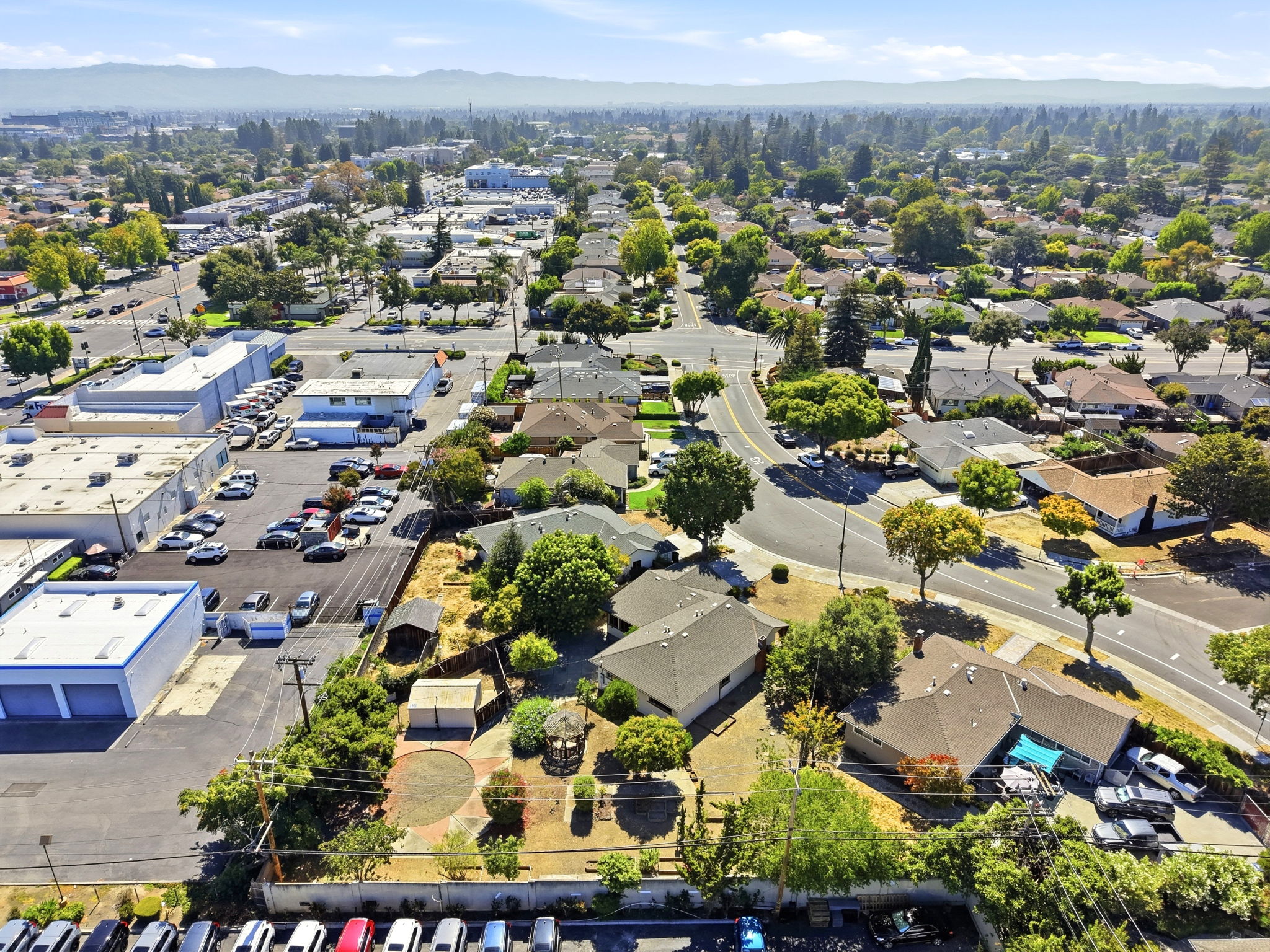 018_F8_AERIAL_1037 Blair Ave