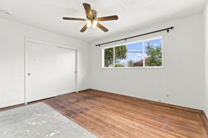 023_F8_1037 Blair Ave