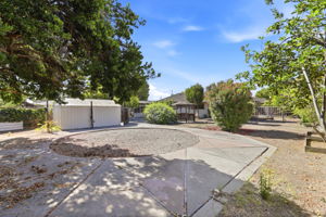 033_F8_1037 Blair Ave
