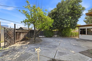 037_F8_1037 Blair Ave