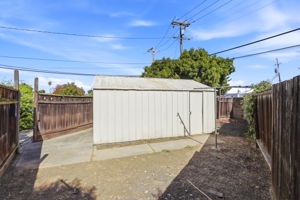 040_F8_1037 Blair Ave