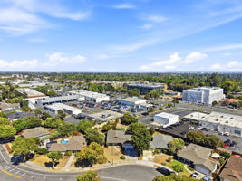 007_F8_AERIAL_1037 Blair Ave