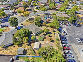 017_F8_AERIAL_1037 Blair Ave