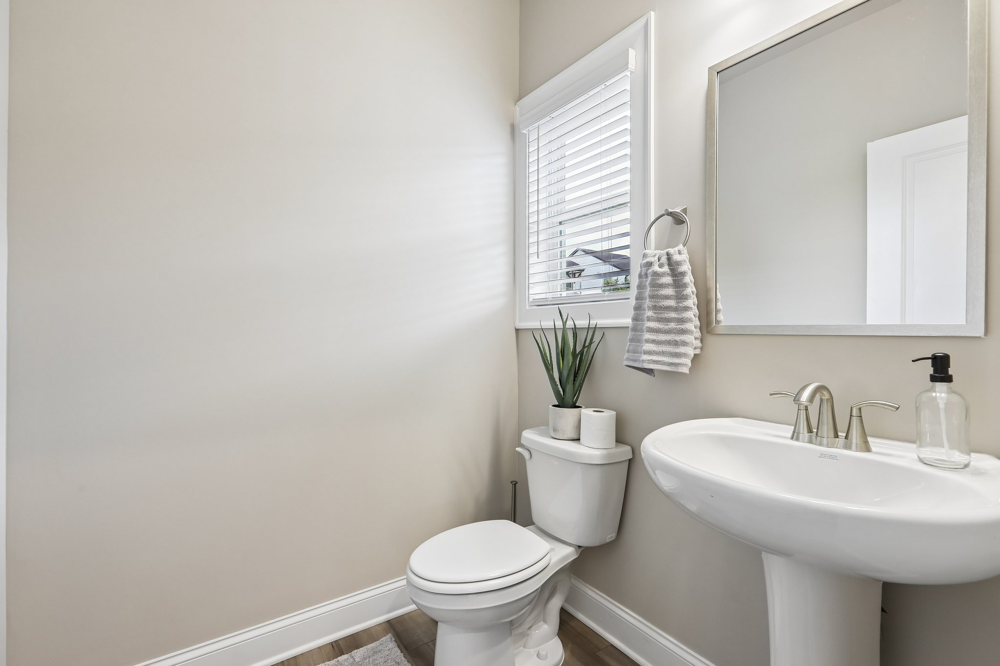 Knoxboro Ln-S2507-023.jpg