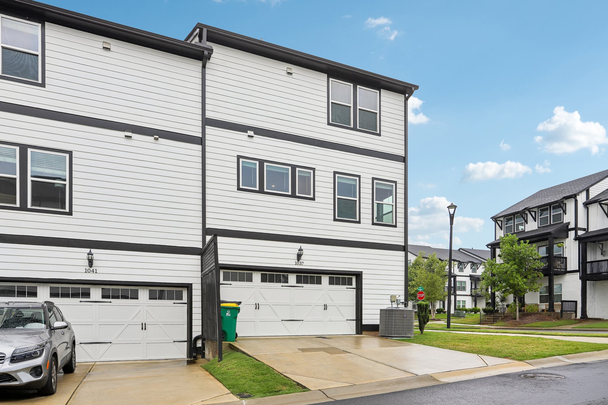 Knoxboro Ln-S2507-040.jpg